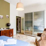 Exclusive Deluxe Between Duomo&san Siro *