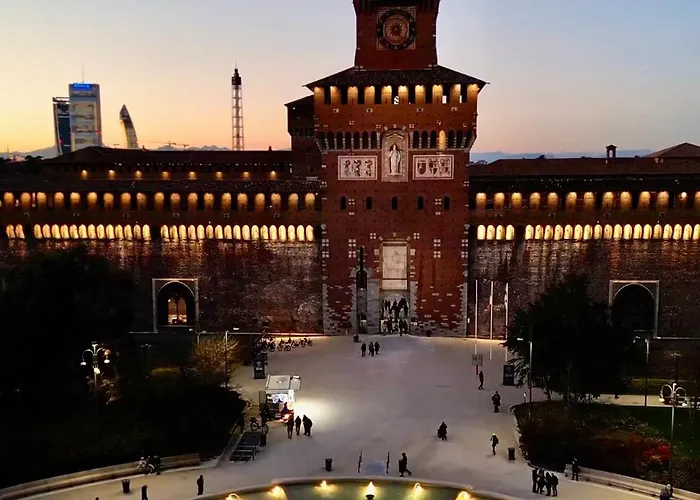 Exclusive Deluxe Between Duomo & San Siro Milán