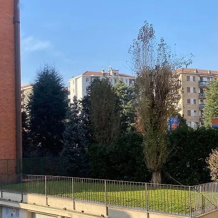 Exclusive Deluxe Between Duomo & San Siro Apartament Mediolan